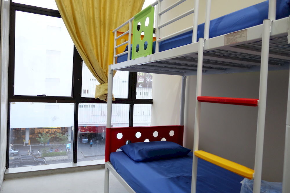 Hero Hostel Кучінг Екстер'єр фото