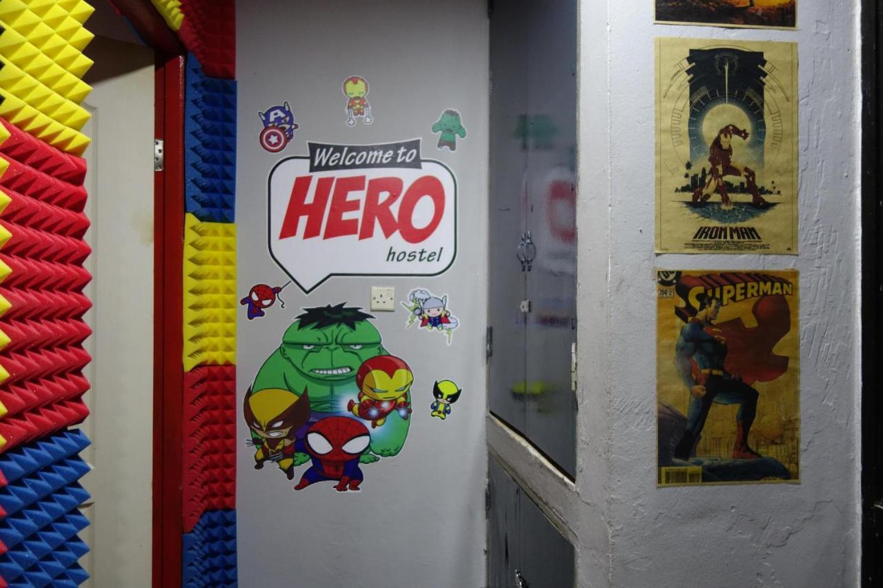 Hero Hostel Кучінг Екстер'єр фото